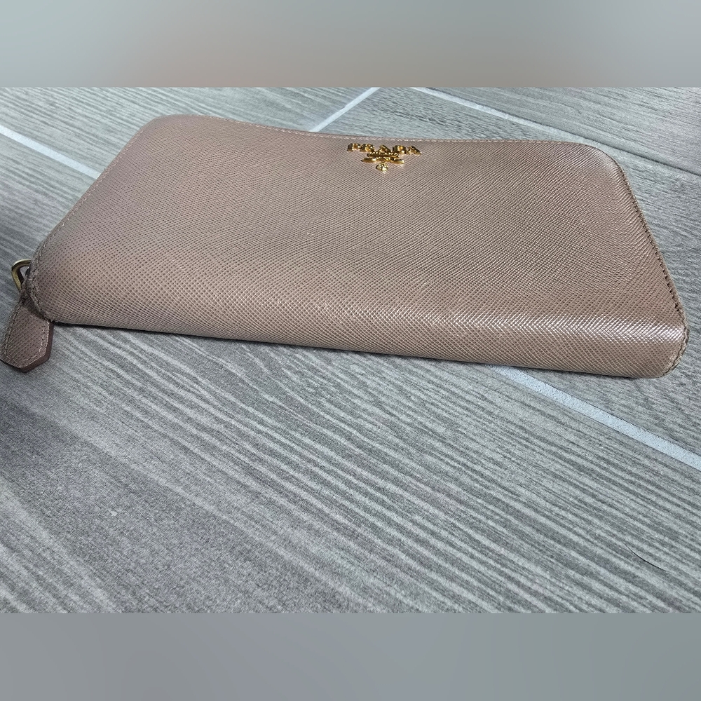 Prada saffiano zip around wallet - Picture 5 of 15